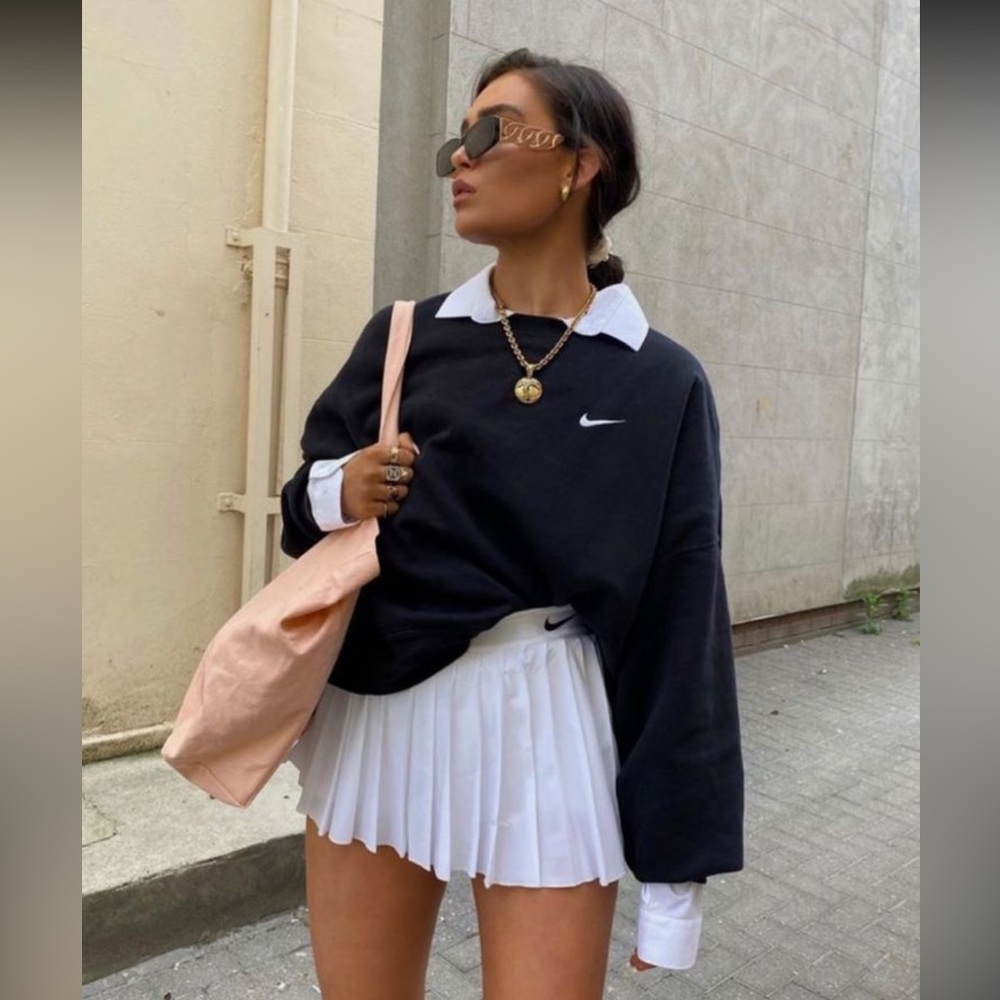 Black Nike Crewneck